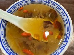 -蟹上黄·蟹黄面·江南糖水(人民广场店)