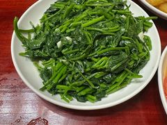 -芦茨金富饭庄·25年老字号·专做稻草鸡