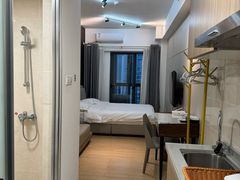 -凯美悦·雲端巨幕City View·Apartment(广州花地湾地铁站店)