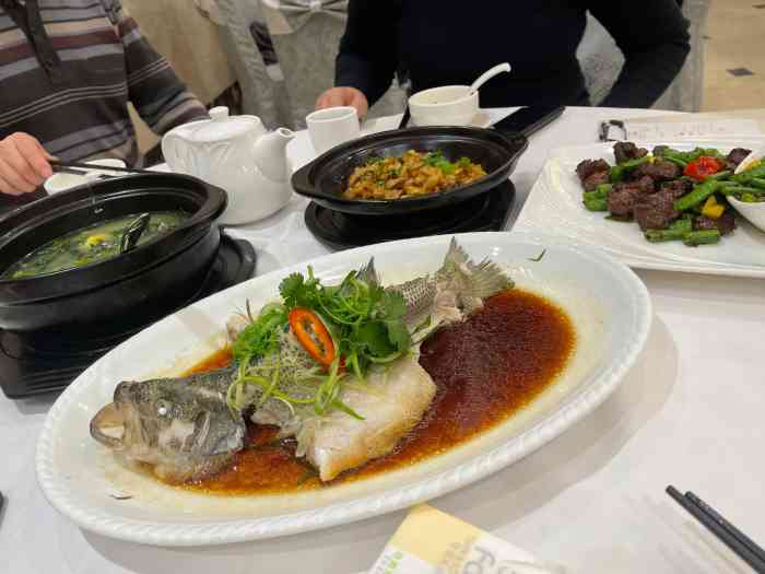 东江渔村(皇悦店)-"东江渔村.第一次吃东江渔村其实是被我姐.