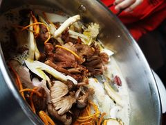 -野菌皇海景野生菌火锅(滨海大道店)