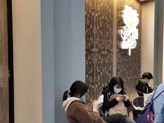 等位区-茶颜悦色(花园道店)