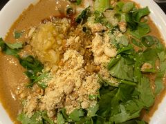 -何鲜菇火锅(大营盘店)