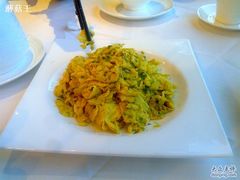 椿菜炒土鸡蛋-西湖春天•老字号杭州菜(百汇店)