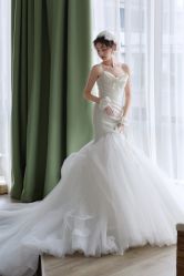 -艾米丽婚纱礼服