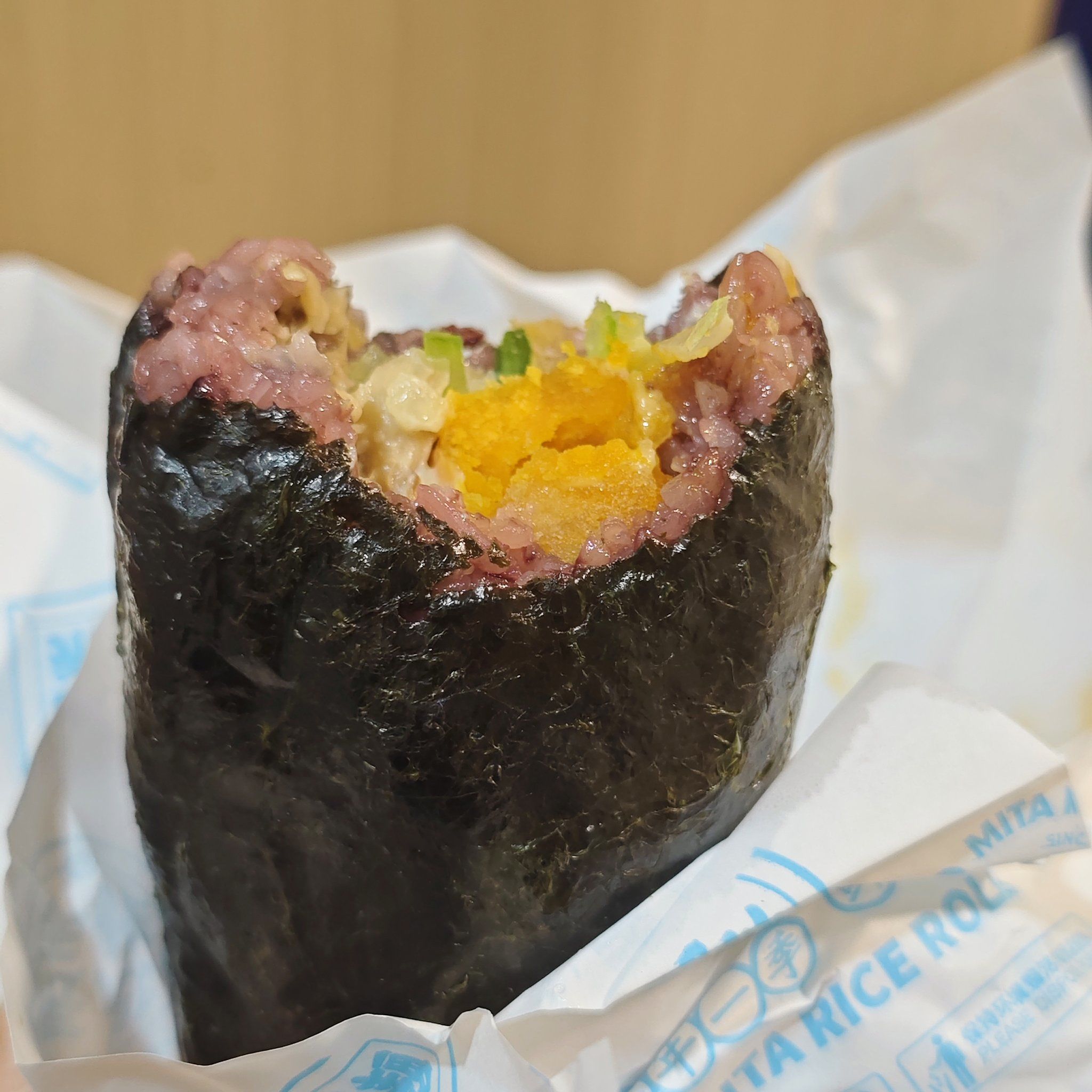 海草饭团也很赞,比较推荐!