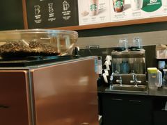 -星巴克(杭州湖滨银泰E区店)