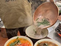 -叁窝雀·云南小锅米线(万象汇店)
