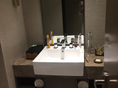 -蓉逸精选酒店(成都蜀汉路东地铁站店)