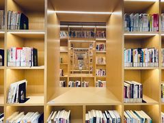 -漕河泾街道图书馆(漕河泾社区文化活动中心店)