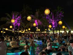 -FINNS Beach Club