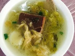 -卢六川汤肉(南方花园店)