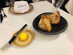 餐前面包-Erman岩烧牛排(虹桥南丰城店)