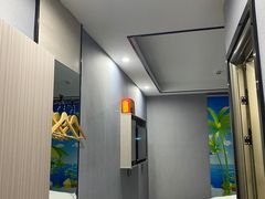 -逸米酒店(广州中山大学附属第一医院东山口地铁站店)