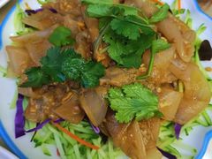 -一口猪海鲜浑锅·东北家常菜