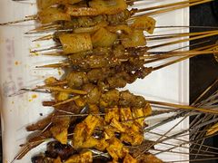 烤羊肉串-小桂林烧鸽子