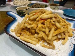 蛋黄肉松白玉菇-大眼锅贴水饺(河东店)