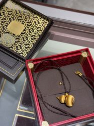 -周大福CHOW TAI FOOK(浦东八佰伴店)