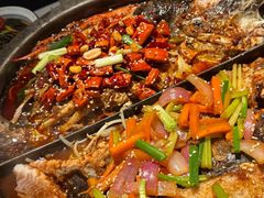 -鸣记脆皮烤鱼·海鲜烤鱼(三八广场店)