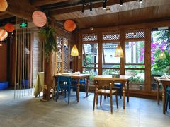 -小锅巴纳西餐厅