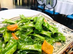 -范饭椰林川湘味海鲜·椰子鸡(三亚湾椰梦长廊店)