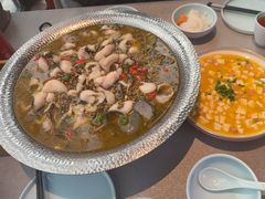 -有红鸡毛店·川菜(建设路店)