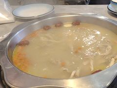 -光头药膳鸡(莱茵小镇店)