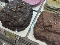 -VENCHI 闻绮(上海佛罗伦萨小镇店)