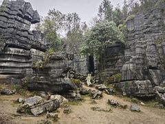 -梭布垭石林景区