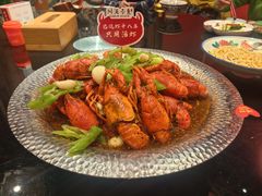 -川流不息·地道川菜·小龙虾(新松江路店)