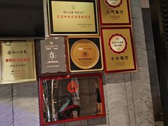 -鱼头泡饭·湖北菜·非物质文化遗产(岳家嘴总店)