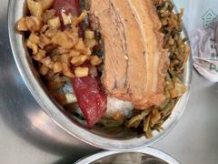 -梁阿婆廿年老牌扣肉糯米饭