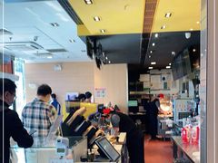 -麦当劳(中二横路店)