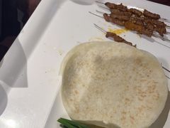 -三个大叔烤羊肉串·歌手驻唱·碳烤鲜肉(西三旗店)