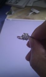 -威德钻石-克拉钻大本营(南京东路店)