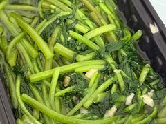 -笨豆腐居民楼菜馆•江西小炒(天津开发区店)