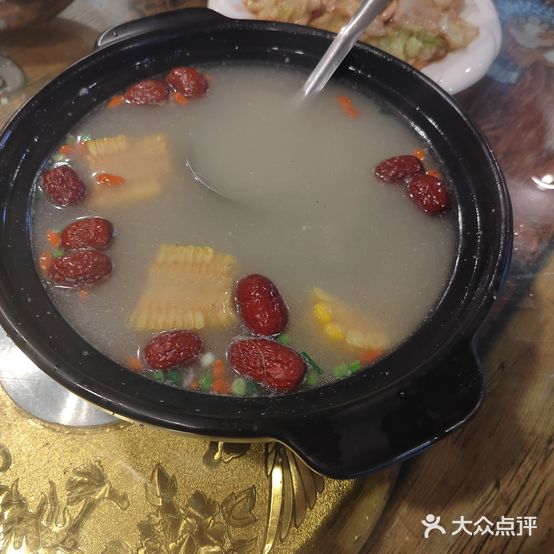 亓记·屋门口下饭菜(宏天绿城店)