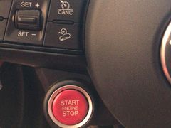 -上海保利玛莎拉蒂和阿尔法罗密欧(华翔路店)