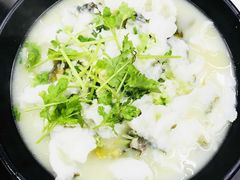 酸菜鱼-钱塘府海鲜餐厅