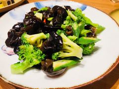 山茶油炒远郊时蔬-顺承小院儿