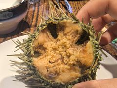 黄金海胆-蚝堡海鲜·威海菜·海肠捞饭·烧烤·亚洲吃蚝公司(幸福门店)