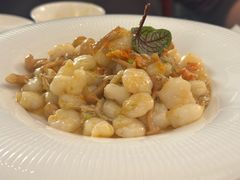 蟹粉玉菇湿炒虾仁-上海总会SHANGHAICLUB(兴业太古汇店)