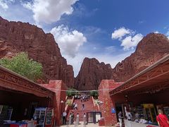 -天山神秘大峡谷