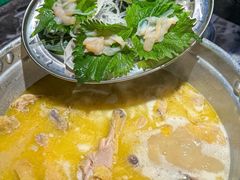 -禄婶鸡煲·打边炉