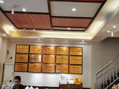 -叉叉裤鲜火锅(空港新城店)