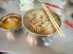 -正宗杨记普洱酸醋米线(总店)