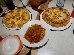 -必胜客(阿罗海店)