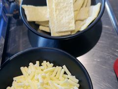 -吴草鸡爪오초닭발(城阳总店)
