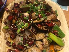 -临界音乐酒馆·小龙虾·江湖菜(华熙LIVE·鱼洞店)