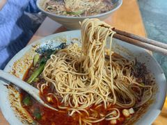 -丁丁猫重庆小面(徐州路店)